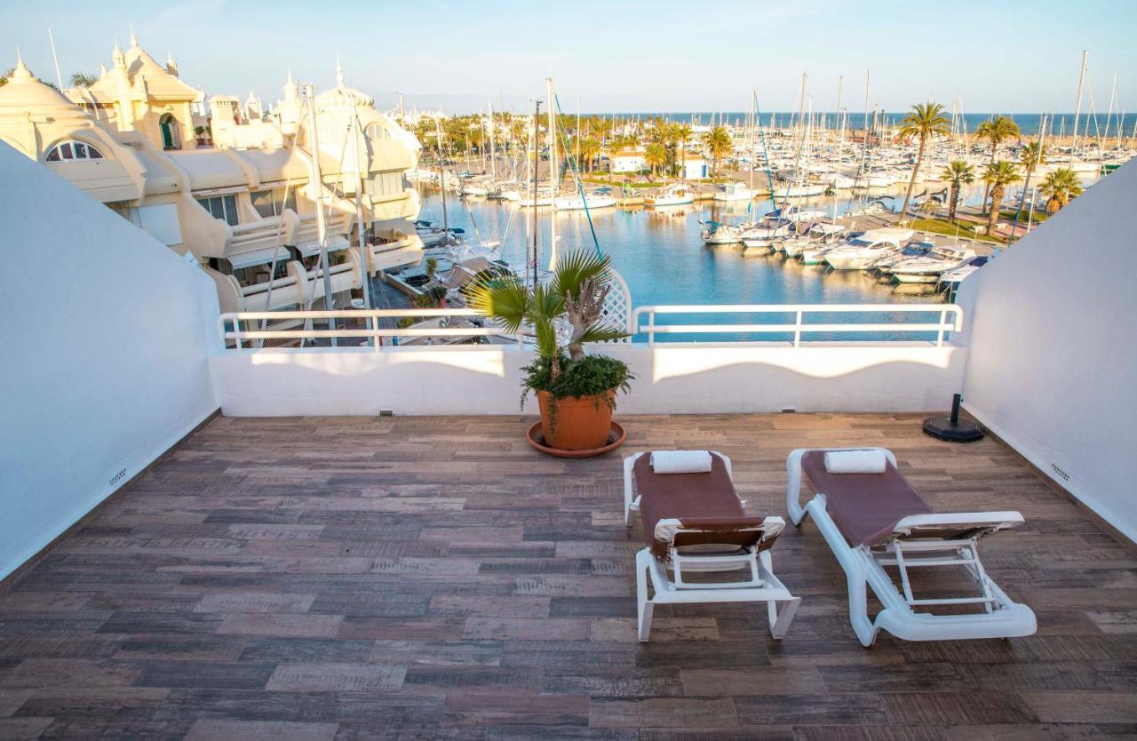 Popeye Suite Puerto Marina Espectacular Apartamento Dentro De La Isla De Puerto Marina Con Piscina En Cubierta Y A 1 Minuto De La Playa Benalmadena Bagian luar foto